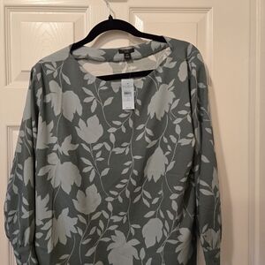 Ann Taylor Green Floral Blouse